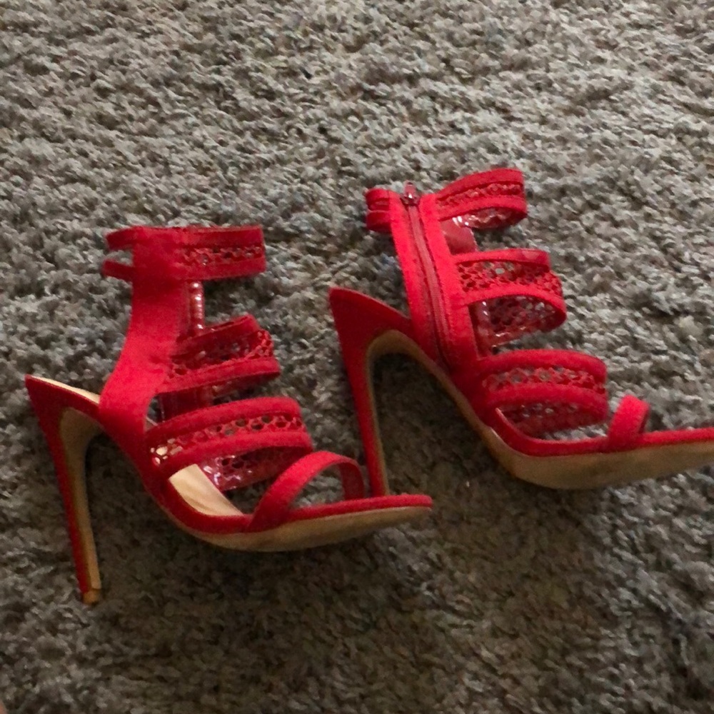 Red Hot!!! - Picture 2 of 5